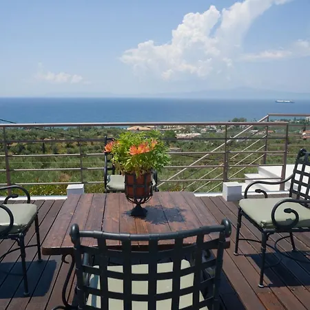 Exceptional House With Pool And Inspiring Views Καλαμάτα